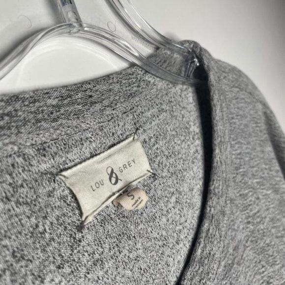 Lou & Gray Womens Top Size S Gray Light Oversized  Scoop Neckline Pullover Top - Picture 3 of 10